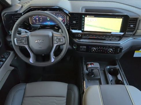 New 2026 Chevrolet Silverado 1500 ZR2 image 4