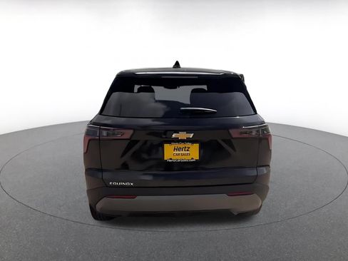 Used 2025 Chevrolet Equinox LT FWD image 12