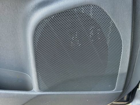 Used 2014 Toyota Prius V Three FWD image 21