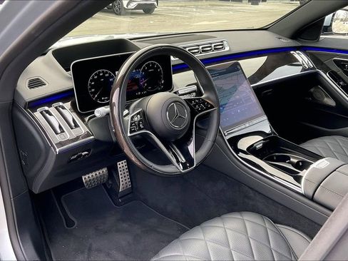 Used 2026 Mercedes-Benz S 580 S 580 image 11