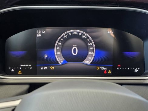 New 2026 Volkswagen Taos SE image 11