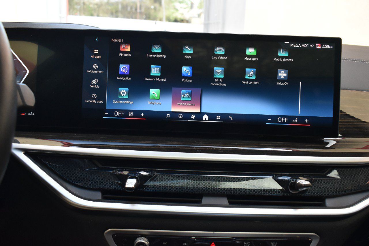Used 2025 BMW X7 xDrive40i AWD/4WD image 30