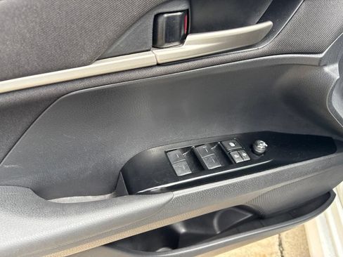 Used 2025 Toyota Camry LE FWD image 13