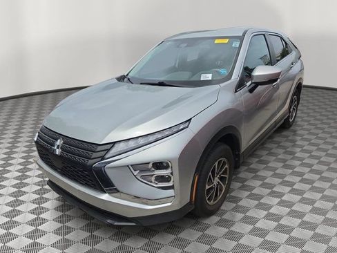 Used 2023 Mitsubishi Eclipse Cross ES AWD/4WD image 2