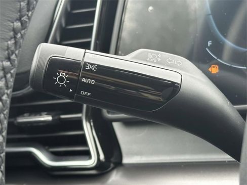 New 2025 Kia Sportage EX w/ EX Premium Package image 13