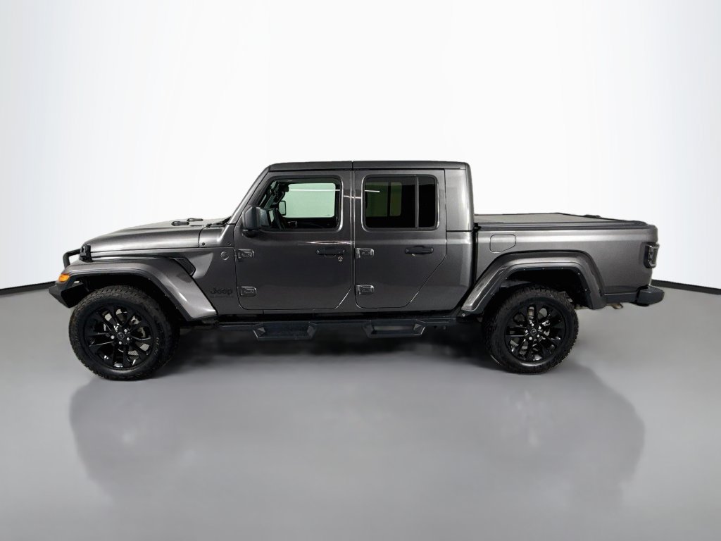 Used 2024 Jeep Gladiator Sport AWD/4WD image 2