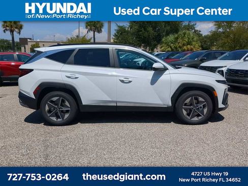 New 2026 Hyundai Tucson SEL image 8