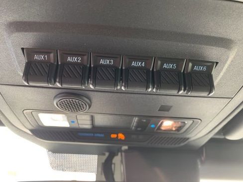 New 2025 Ford Bronco Raptor w/ Interior Carbon Fiber Pack image 31