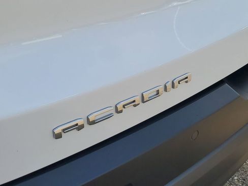 Certified 2022 GMC Acadia AT4 w/ GMC Pro Grade Package image 37