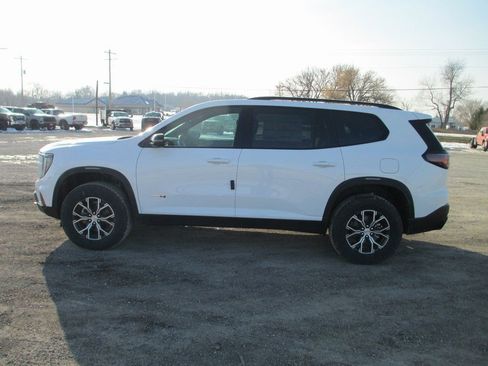 New 2026 GMC Acadia AT4 w/ Luxury Package image 7