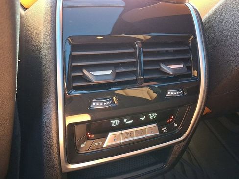 Certified 2022 BMW X5 xDrive40i w/ Premium Package image 11