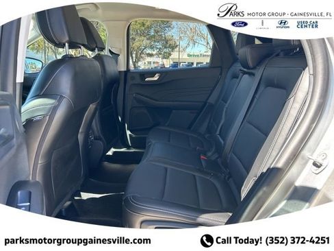 Certified 2022 Ford Escape SEL w/ Technology Package image 12