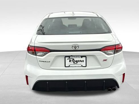 Used 2025 Toyota Corolla SE FWD image 31