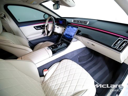 Used 2024 Mercedes-Benz S 580 4MATIC Sedan w/ AMG Line image 28