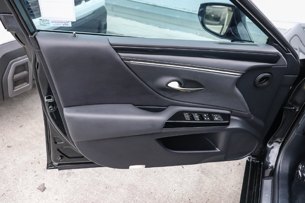 Used 2024 Lexus ES 350 FWD image 23