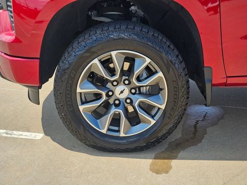 Used 2024 Chevrolet Silverado 1500 RST AWD/4WD image 16