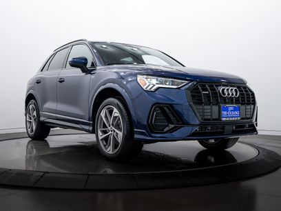 New 2025 Audi Q3 2.0T Premium