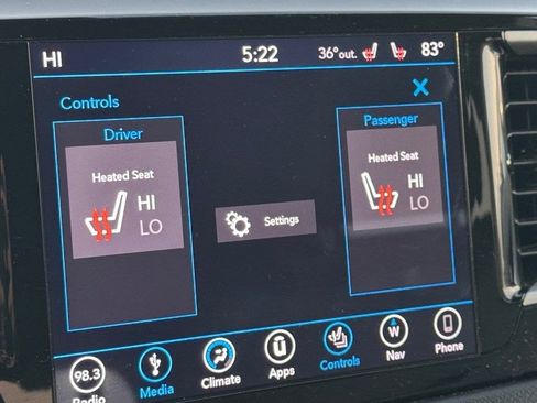 Used 2018 Chrysler Pacifica Touring-L image 22