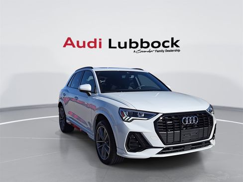 Certified 2025 Audi Q3 2.0T Premium w/ Convenience Package image 3