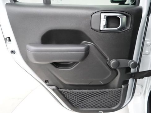 Used 2024 Jeep Wrangler Sport image 43