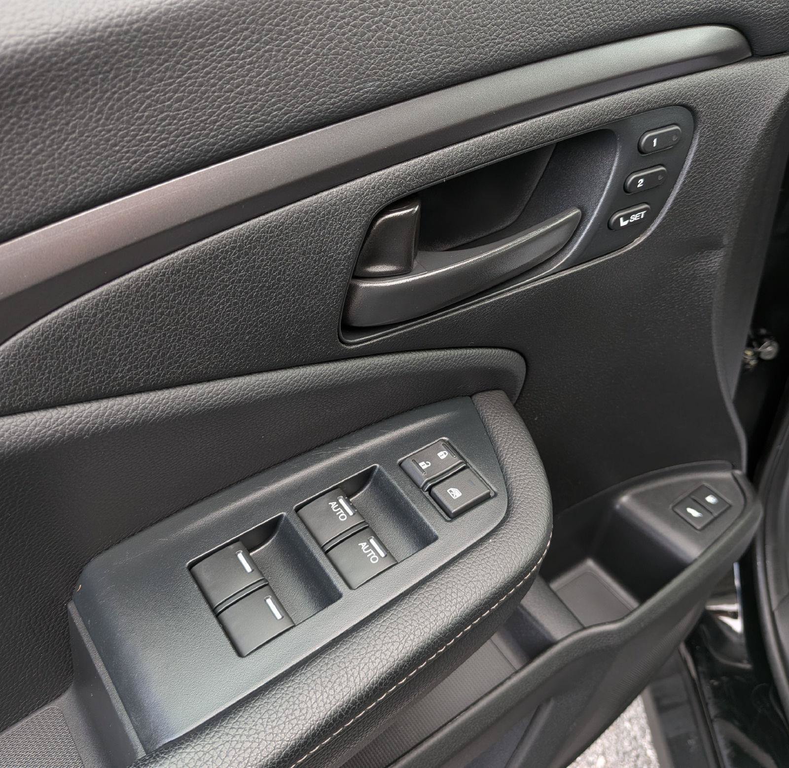 Certified 2023 Honda Passport EX-L image 16