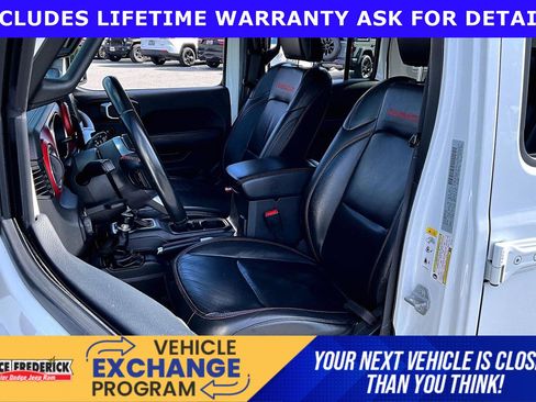 Used 2018 Jeep Wrangler Unlimited Rubicon image 20