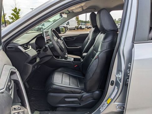 Used 2024 Toyota RAV4 LE image 19