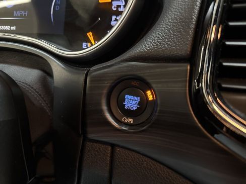 Certified 2020 Jeep Grand Cherokee Altitude image 21