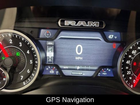 New 2026 RAM 1500 4x4 Crew Cab image 2