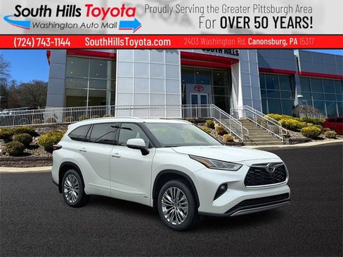 New 2026 Toyota Highlander Platinum image 1