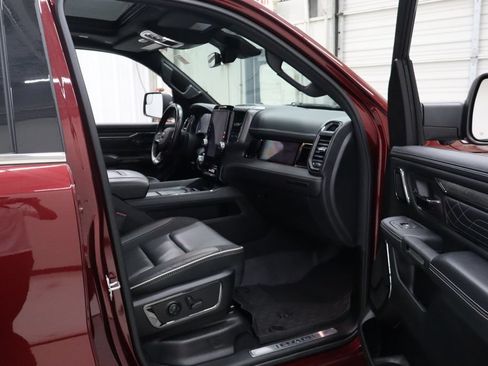 Used 2025 RAM 1500 Limited AWD/4WD image 28