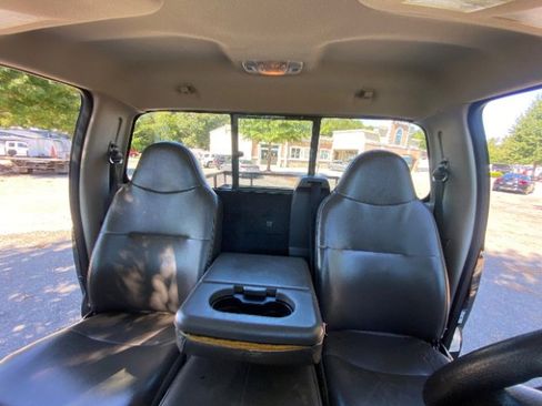 Used 2009 Ford F350 XL image 15