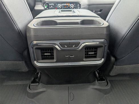 Used 2022 Chevrolet Silverado 1500 High Country w/ Z71 Off-Road Package image 26