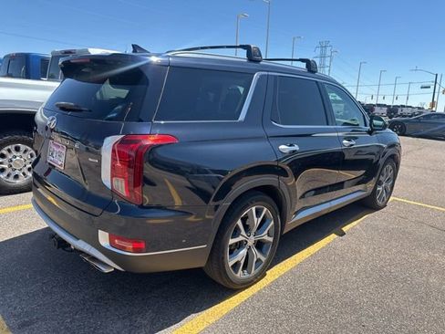 Used 2021 Hyundai Palisade SEL w/ Cargo Package AWD/4WD image 4