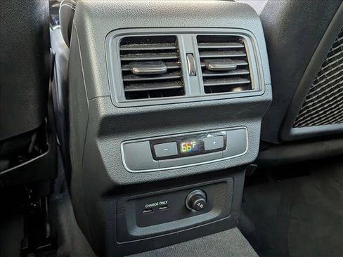 Used 2022 Audi SQ5 Premium image 20