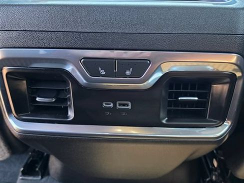 Used 2023 GMC Sierra 1500 Denali Ultimate AWD/4WD image 13