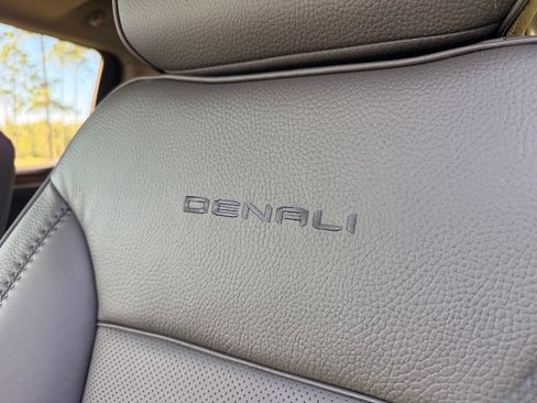New 2026 GMC Sierra 1500 Denali w/ Denali Reserve Package AWD/4WD image 17