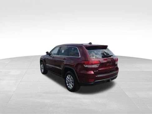 Used 2022 Jeep Grand Cherokee Laredo w/ All-Weather Capability Group AWD/4WD image 5