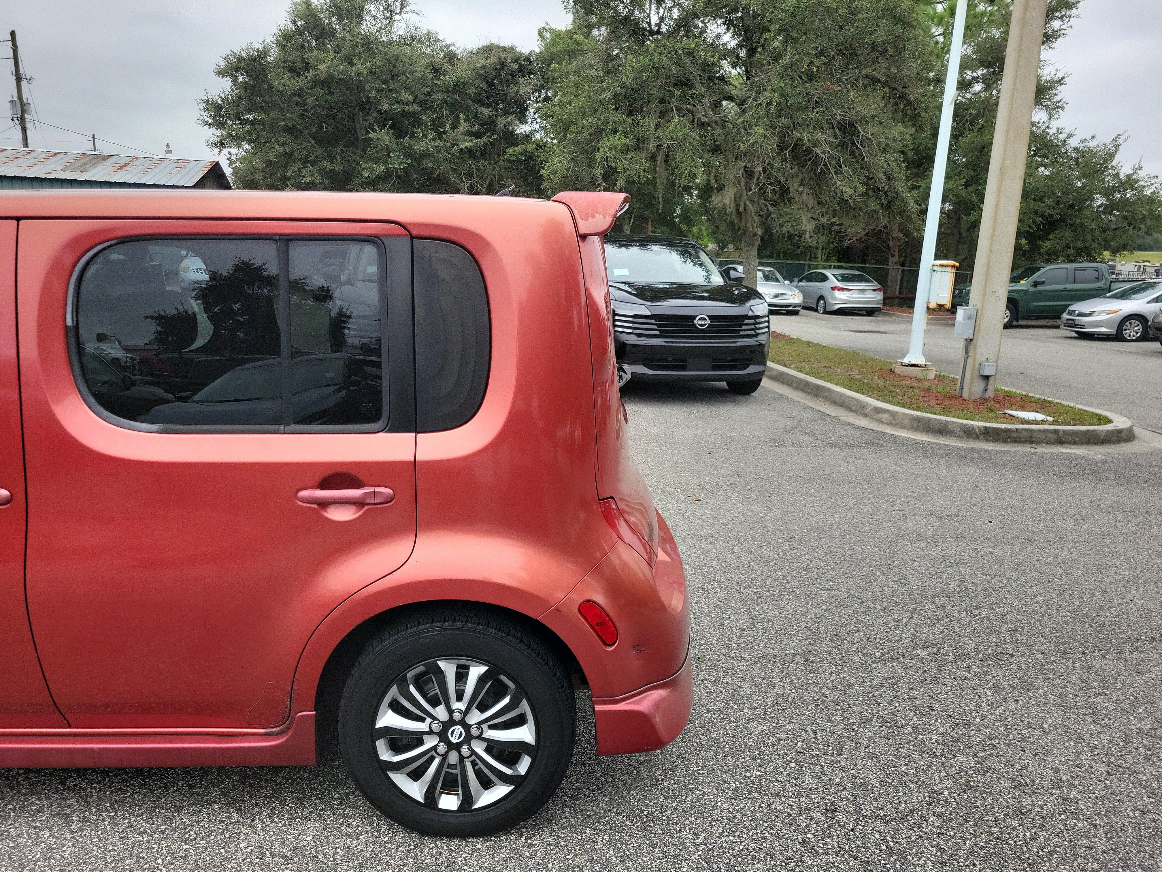 Used 2009 Nissan Cube 1.8 S w/ Ginormous Pkg FWD image 4
