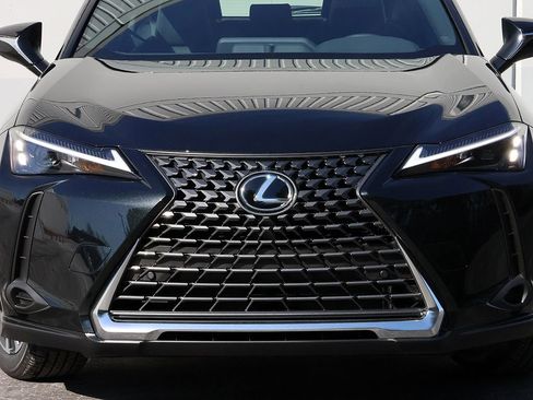 New 2026 Lexus UX 300h AWD image 6