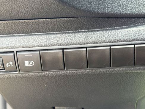 Used 2024 Toyota Corolla LE FWD image 22