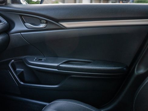 Used 2019 Honda Civic Sport image 21