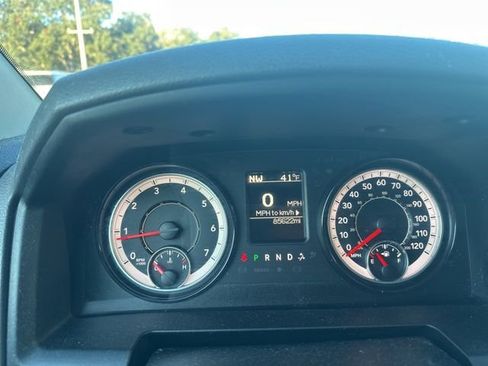 Used 2018 RAM 1500 Express w/ Express Value Package image 11