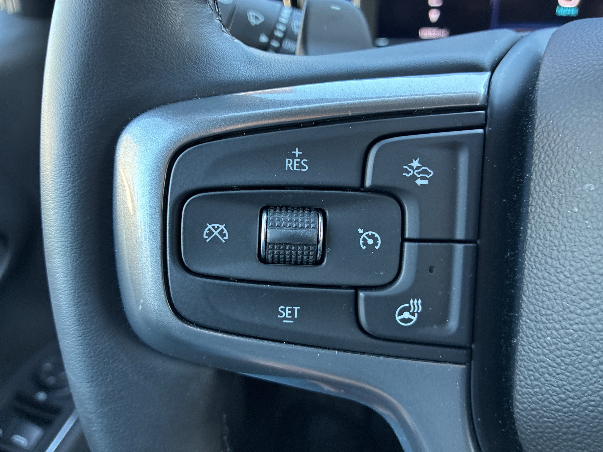 Used 2025 Chevrolet Silverado 1500 LT Trail Boss w/ Convenience Package II AWD/4WD image 27