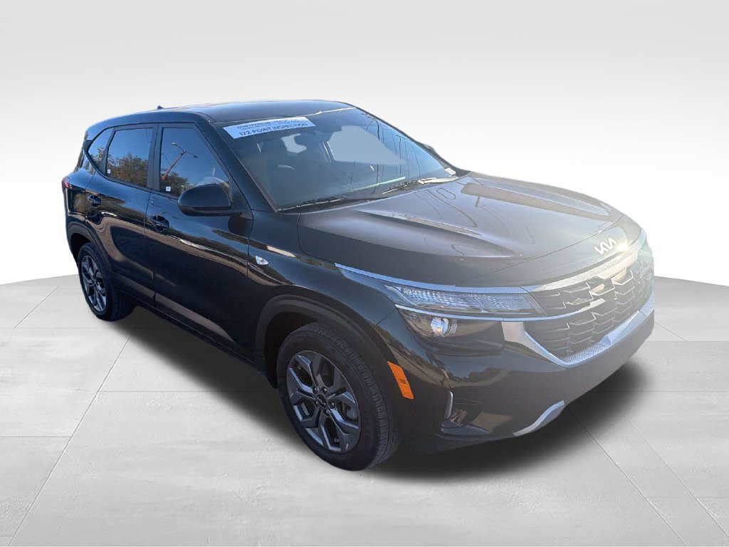 Used 2024 Kia Seltos LX AWD/4WD image 7
