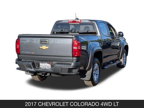 Used 2017 Chevrolet Colorado LT w/ LT Convenience Package AWD/4WD image 8