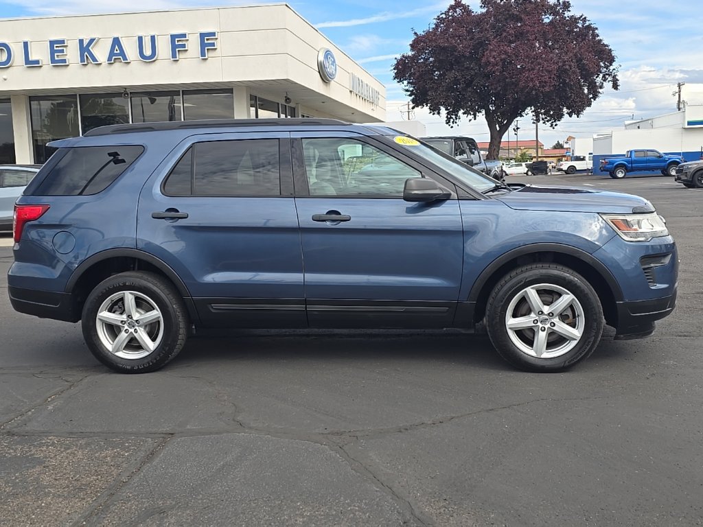 Used 2018 Ford Explorer 4WD image 2