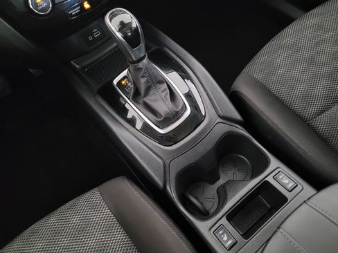 Used 2022 Nissan Rogue Sport SV AWD/4WD image 26