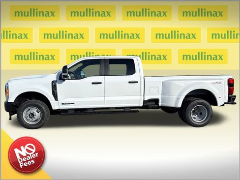 New 2026 Ford F350 XL w/ 360-Degree Camera Package AWD/4WD image 2