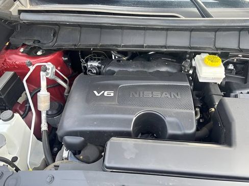 Used 2023 Nissan Pathfinder SL w/ SL Premium Package AWD/4WD image 40